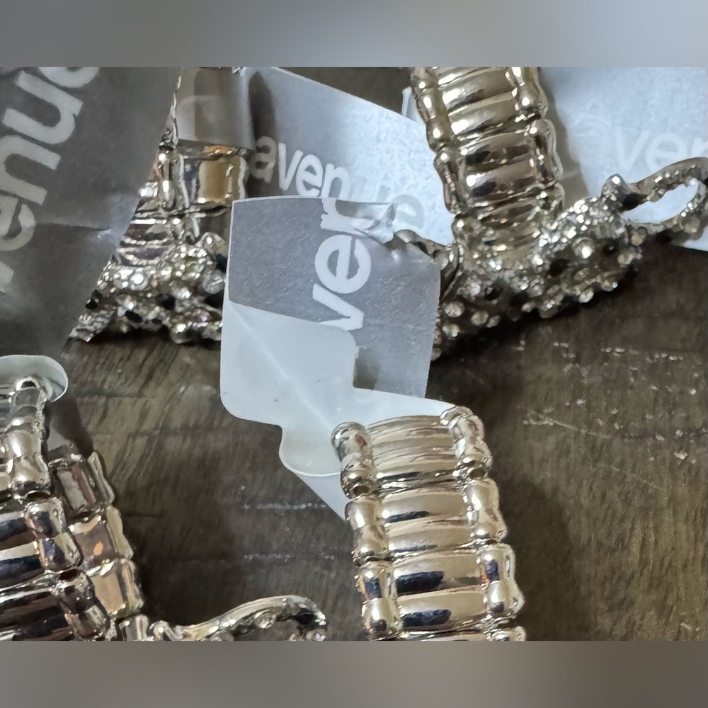 Women’s Jewelry Collection  35+ Stunning Pieces! - Picture 3 of 14